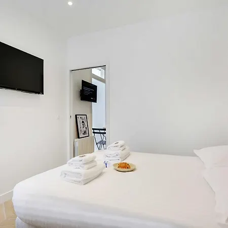 Charming -1br-4p- Levallois-Perret